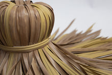 Load image into Gallery viewer, D14 Artificial Thatch Top Cone