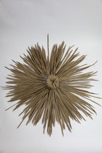 Load image into Gallery viewer, D5 Artificial Thatch Top Cone
