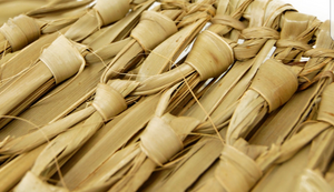 Mexican Palm Tiki Thatch Runner Roof Roll 30"x 8' (6 pack) - Palapa Umbrella Thatch Company Online